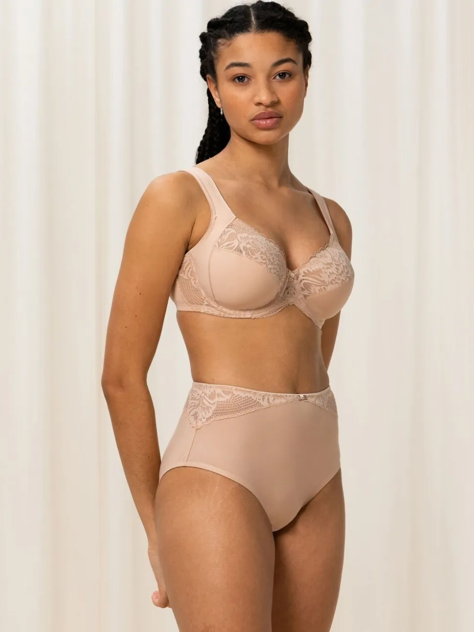 Triumph Nude Non Padded Modern Lace Cotton Wired Bra