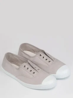 Trotters London Natural Adult Plum Canvas Shoes