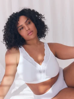 White B-H Total Support Ultimate Comfort Supersoft Non Pad Non Wire Bra