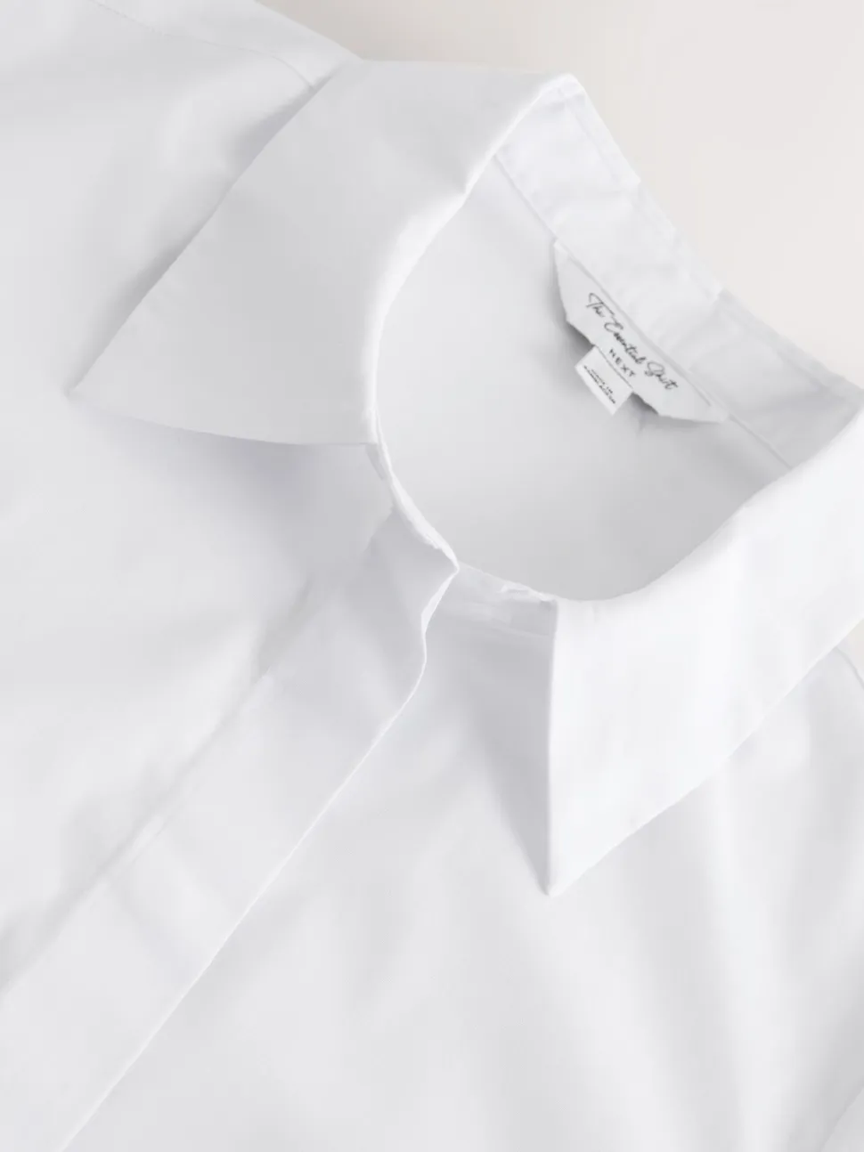 White Fitted Stretch Essential Short Sleeve Shirt