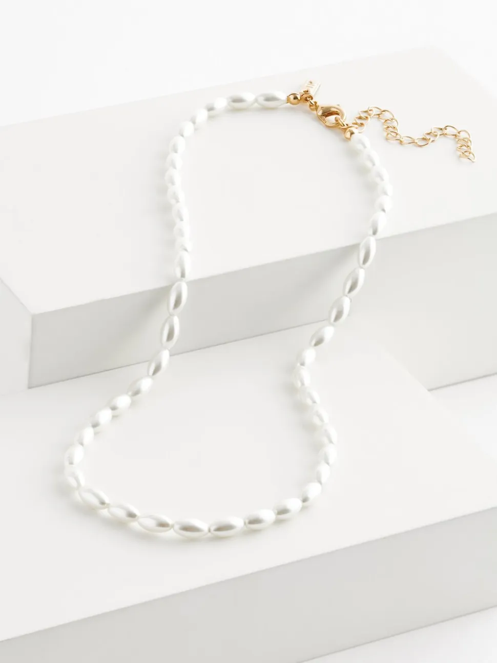 White Pearl Effect Short Necklace
