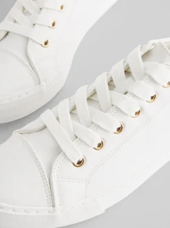 White Standard Fit Patent Baseball Trainers