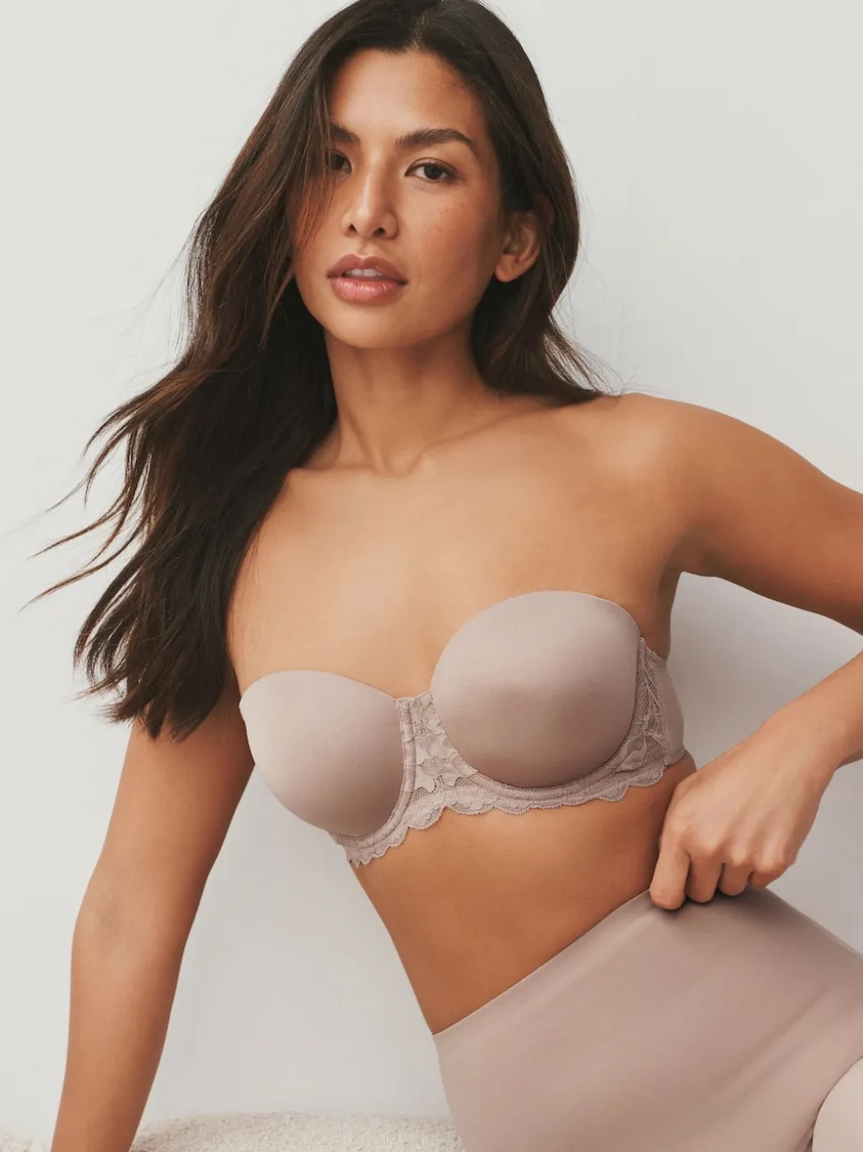 White/Praline Nude A-E Light Pad Strapless Multiway Bras 2 Pack