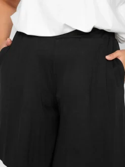 Yours Curve Black Jersey Shorts