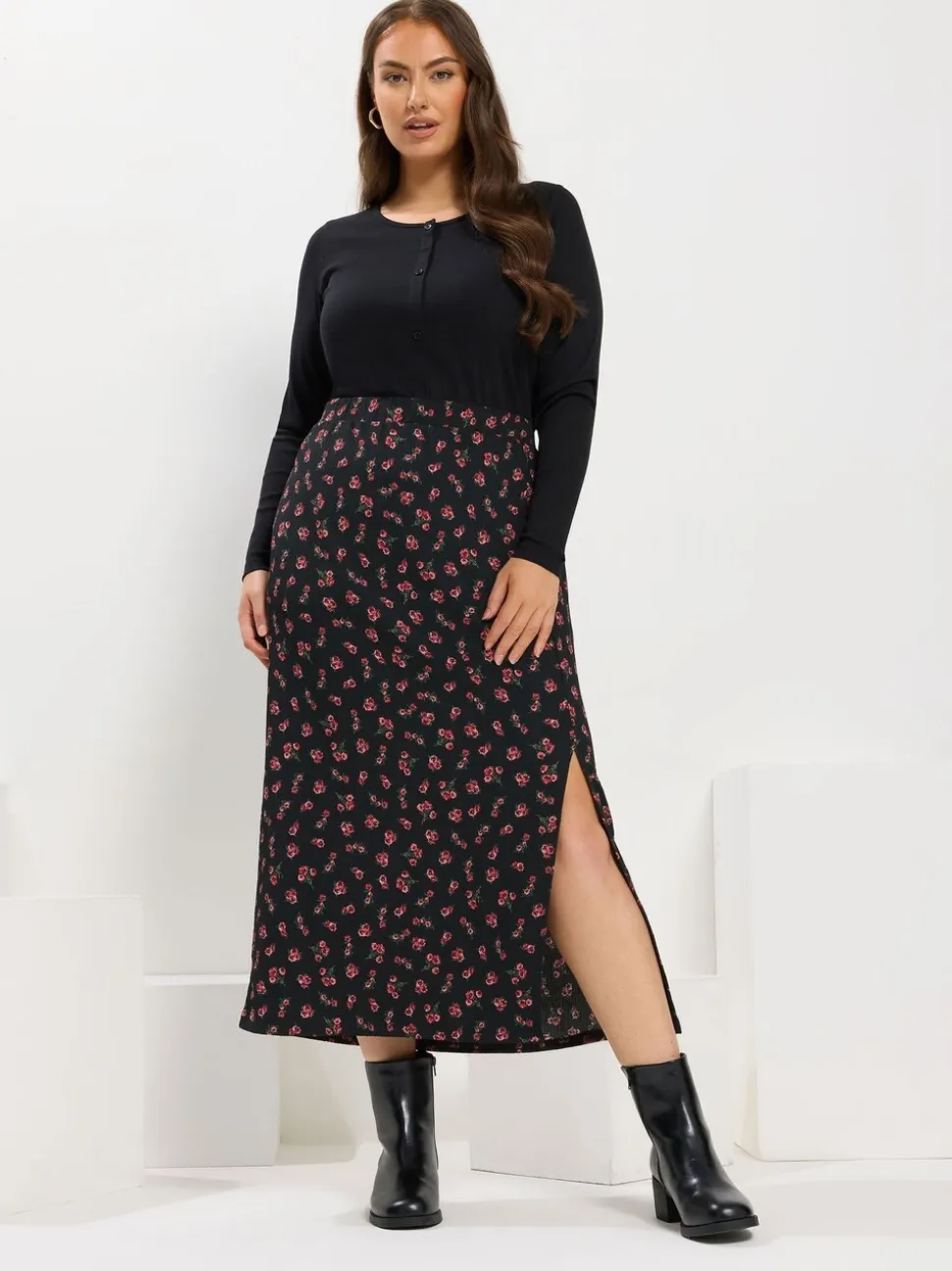 Yours Curve Black Textured Tube Skirt