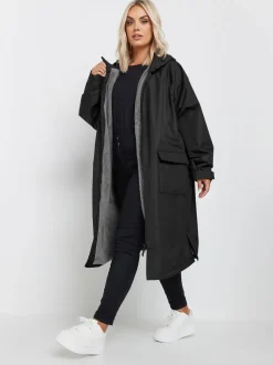 Yours Curve Black Waterproof Fleece Lined Robe