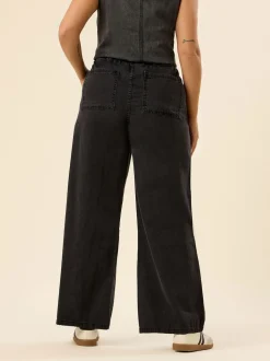 Yours Curve Black Wide Fit Wide Leg Seam Front Jeans